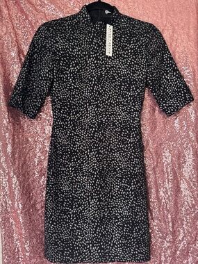 Black & White Dot Print Short Sleeve Dress ALICE AND OLIVA